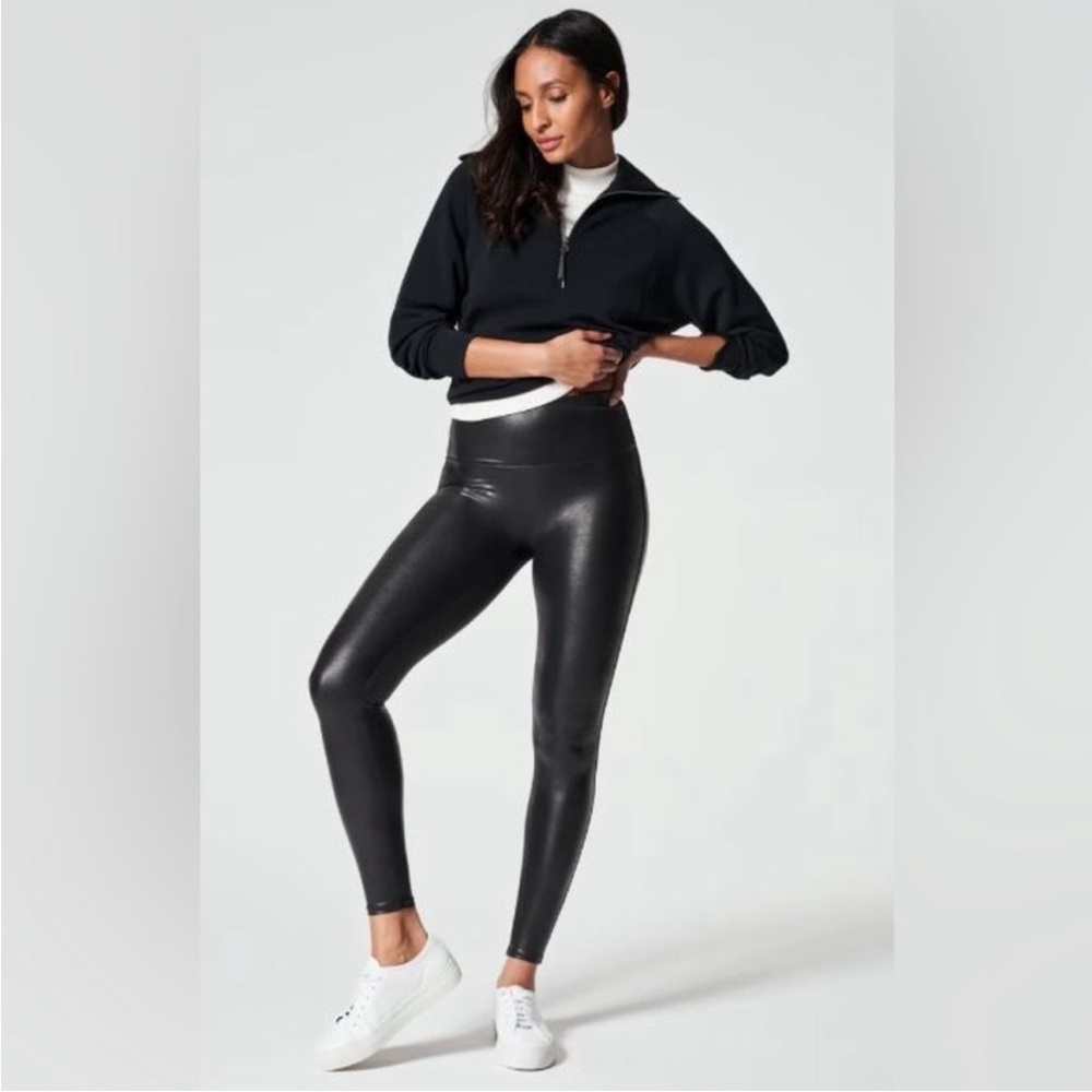 Spanx Faux Leather Leggings Size Large black pants long stretch high waist